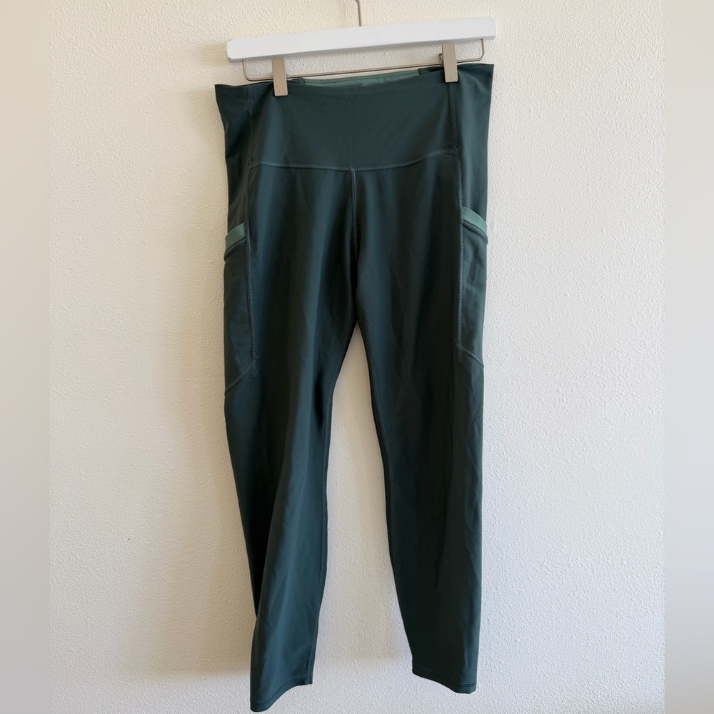Old Navy Powersoft Leggings Size Large